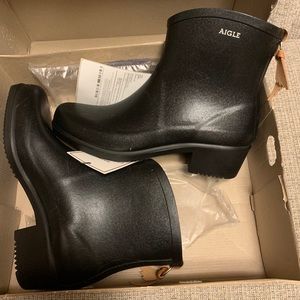 AIGLE MISS JULIETTE WELLINGTON CHELSEA RAIN BOOTS